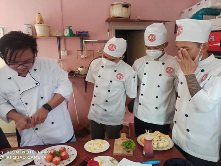 Ray Shipping Enterprise - cook-training-3